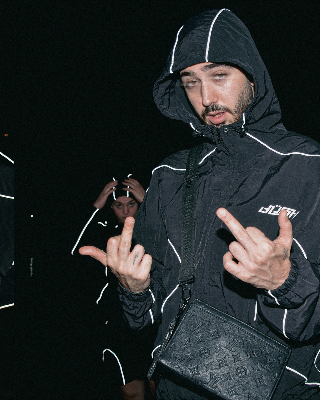 reflective windbreaker (black)